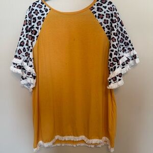 Leopard Sleeve Mustard Top